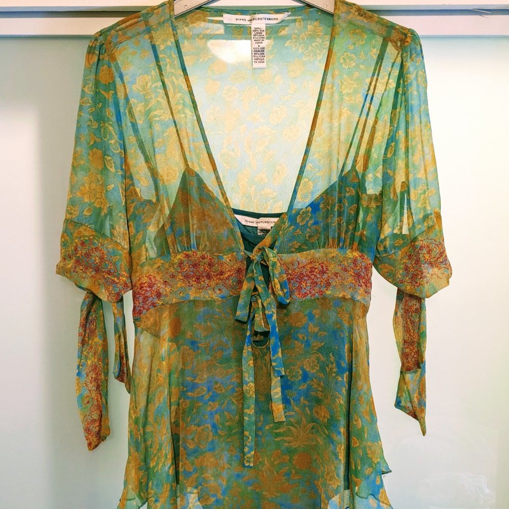 Vintage Diane von Furstenberg 2-piece silk chiffon top
